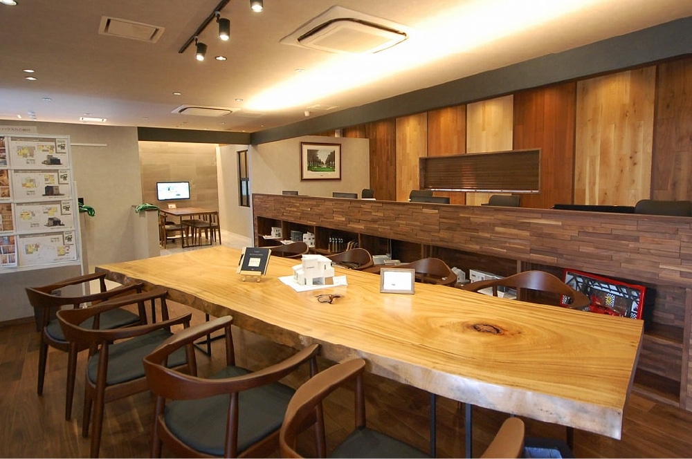  Showroom Image